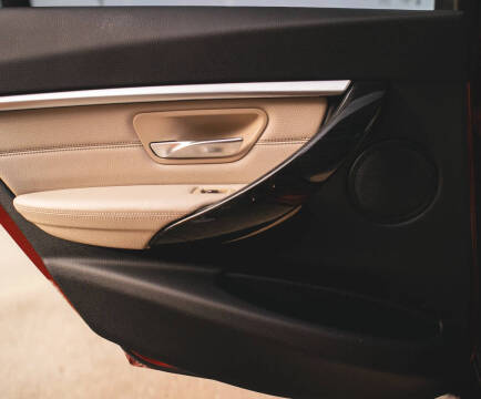 2018 BMW 3 Series 330i