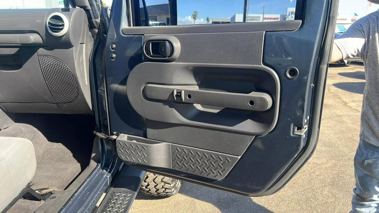 2008 Jeep Wrangler Unlimited for sale at Auto Plaza in Fresno, CA