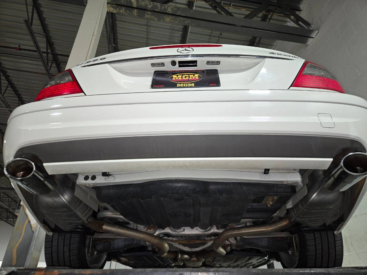 2009 Mercedes-Benz E-Class 47