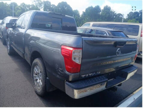 2017 Nissan Titan S