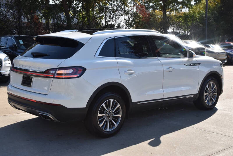 2022 Lincoln Nautilus Reserve