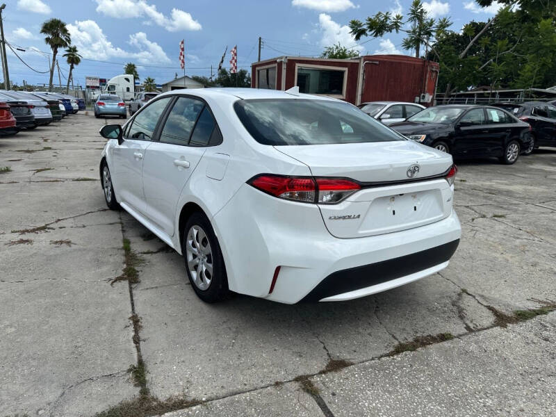 2020 Toyota Corolla LE