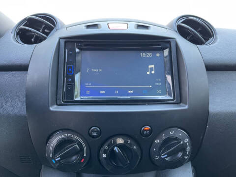 2012 Mazda MAZDA2 Touring