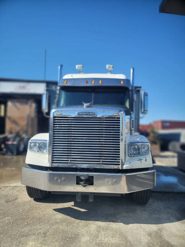 2013 Freightliner SD122 CORONADO