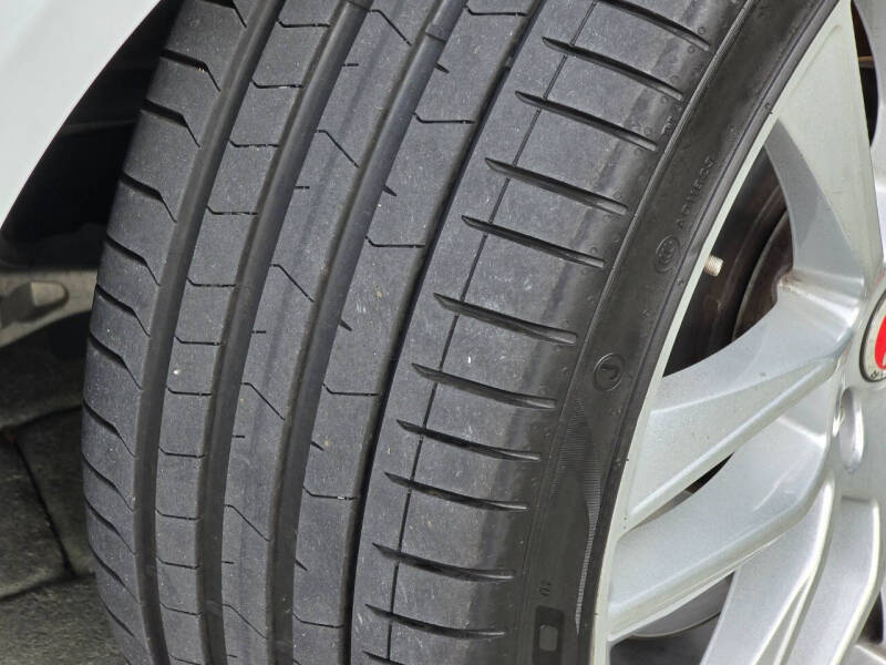 2016 Jaguar F-TYPE R