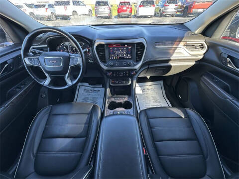 2022 GMC Acadia Denali