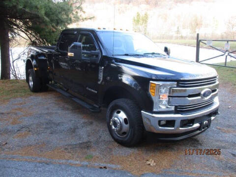 2017 Ford F-350 Super Duty Lariat