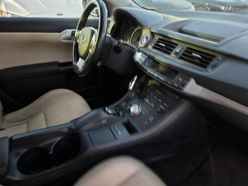 2012 Lexus CT 200h