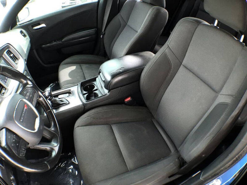 2019 Dodge Charger SXT