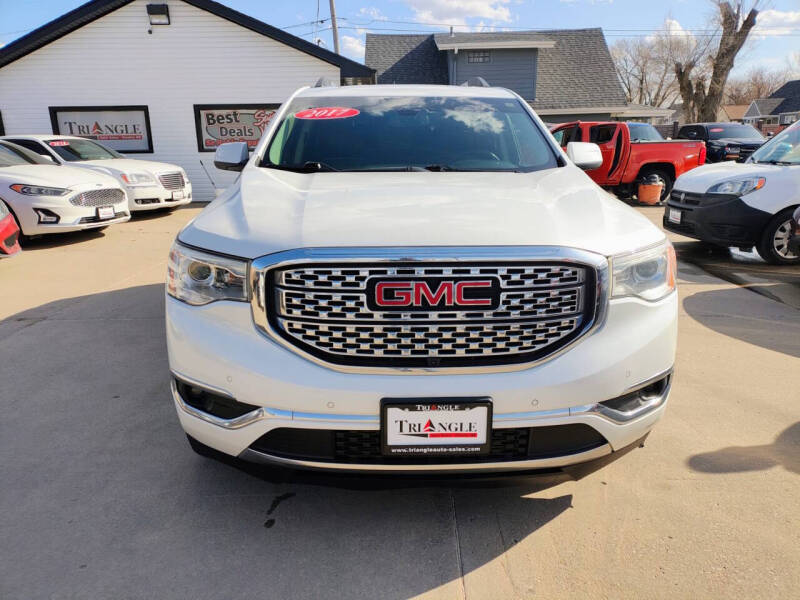 2017 GMC Acadia Denali