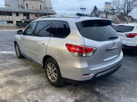 2015 Nissan Pathfinder SV