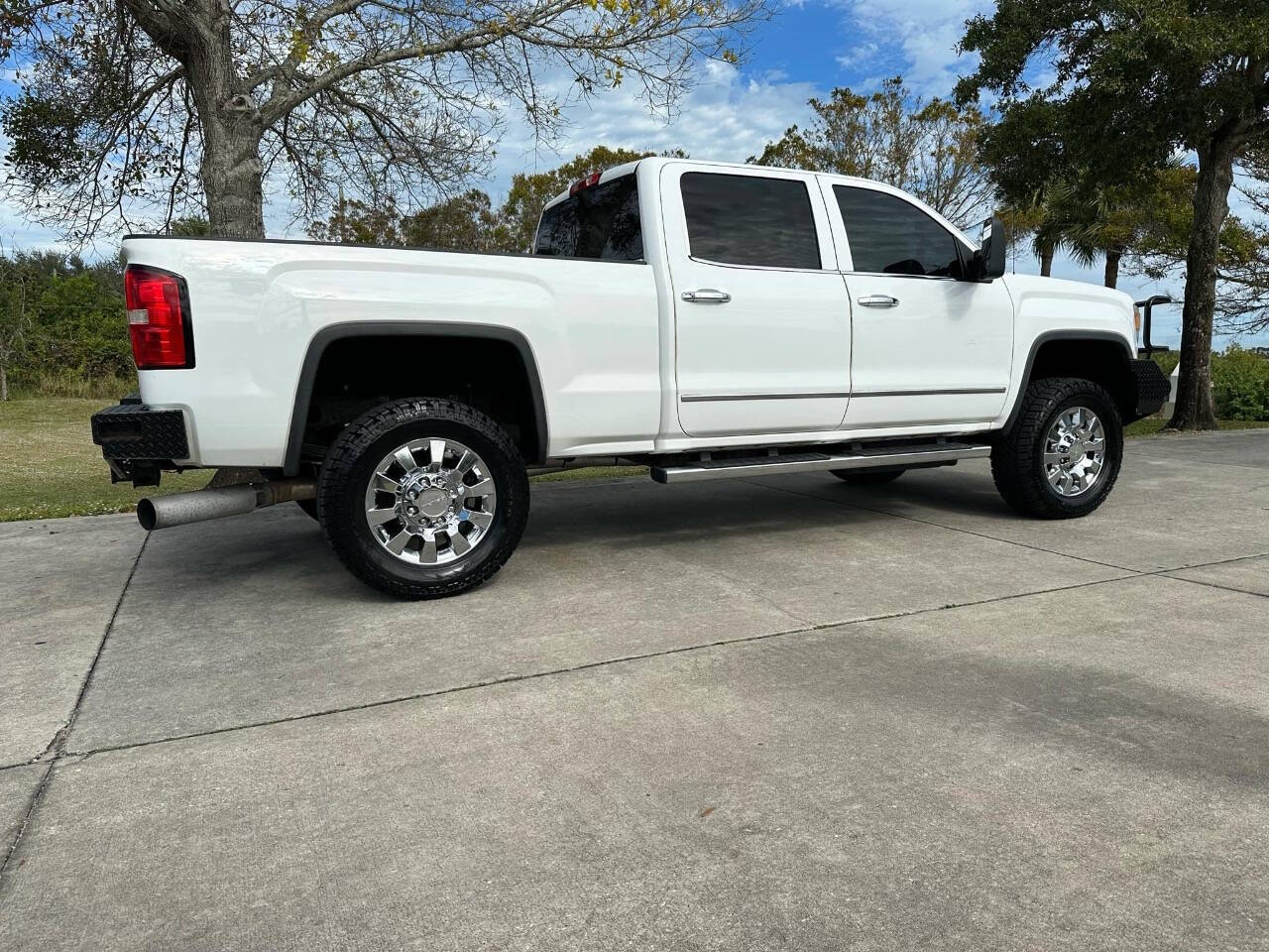 2015 GMC Sierra 2500HD for sale at DIESEL TRUCK SOURCE in Sebastian, FL