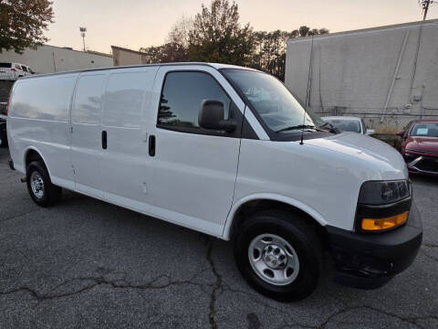 2022 Chevrolet Express 2500