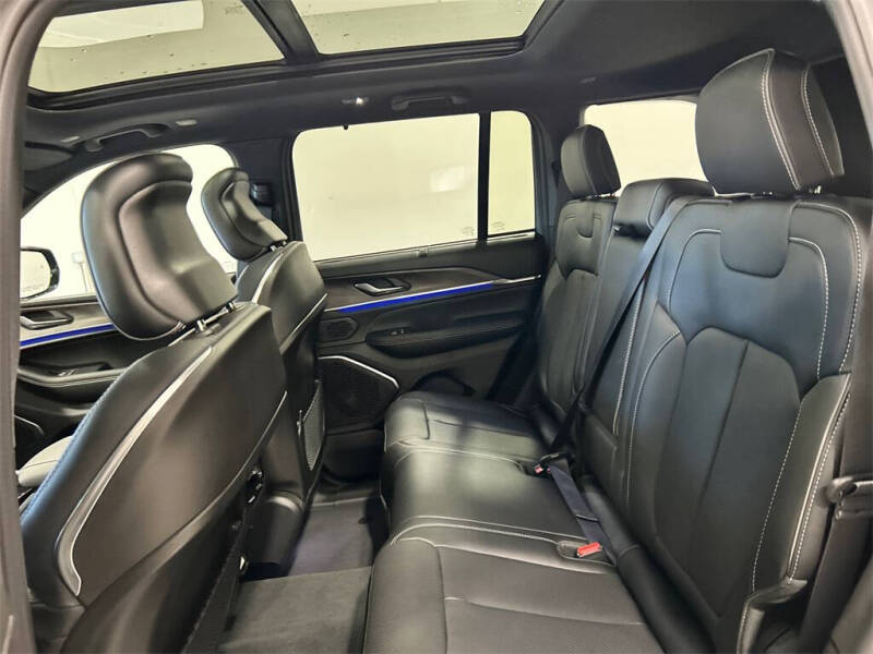 2025 Jeep Grand Cherokee Overland