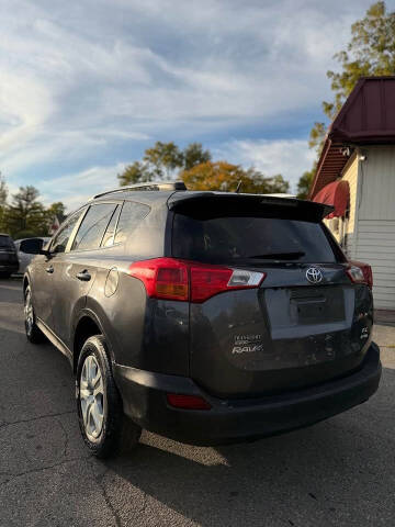 2013 Toyota RAV4 LE