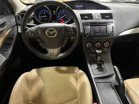2013 Mazda MAZDA3 i Grand Touring