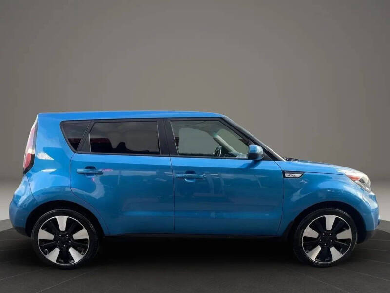2018 Kia Soul +