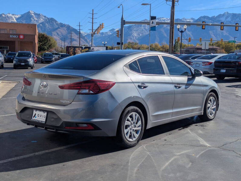2019 Hyundai Elantra SE