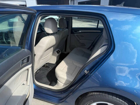 2017 Volkswagen Golf TSI Wolfsburg Edition