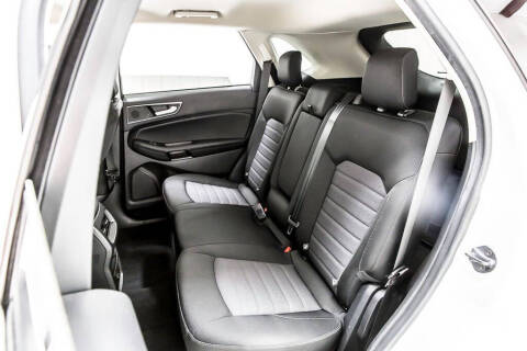 2021 Ford Edge SE