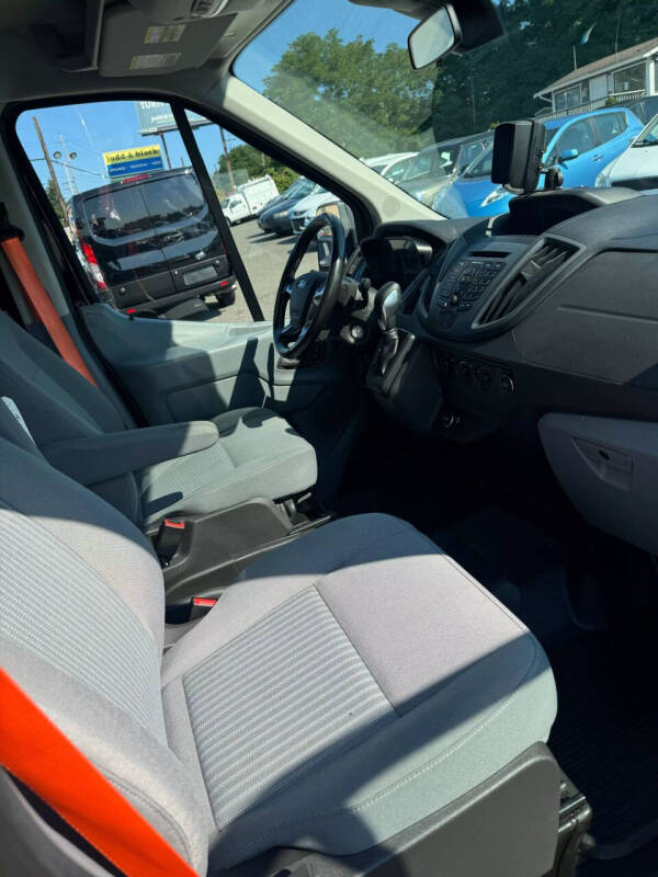 2019 Ford Transit 250