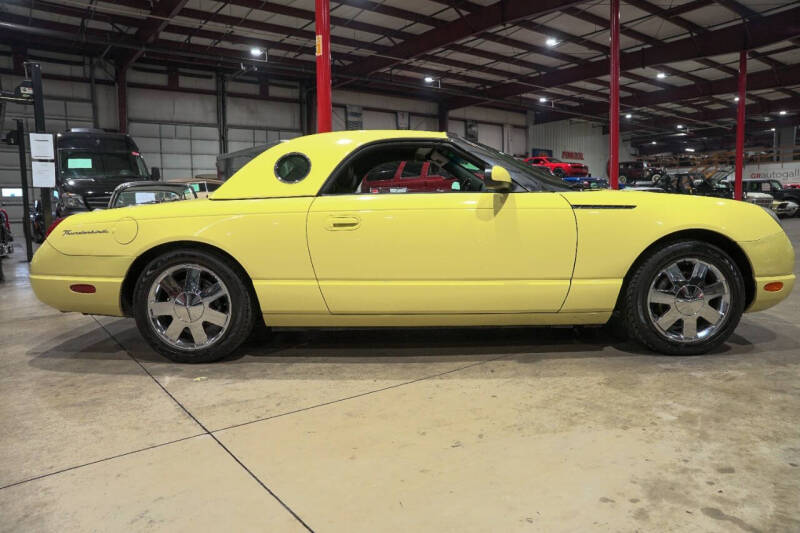 2002 Ford Thunderbird Deluxe