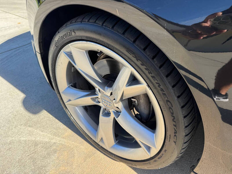 2011 Audi A5 2.0T quattro Prestige