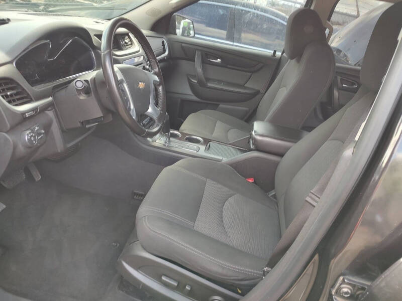 2017 Chevrolet Traverse LT