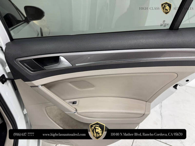 2017 Volkswagen Golf Alltrack