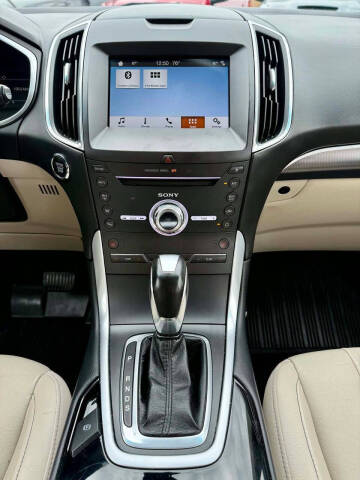 2018 Ford Edge Titanium