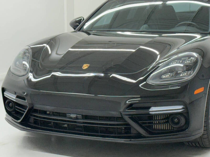 2019 Porsche Panamera Turbo