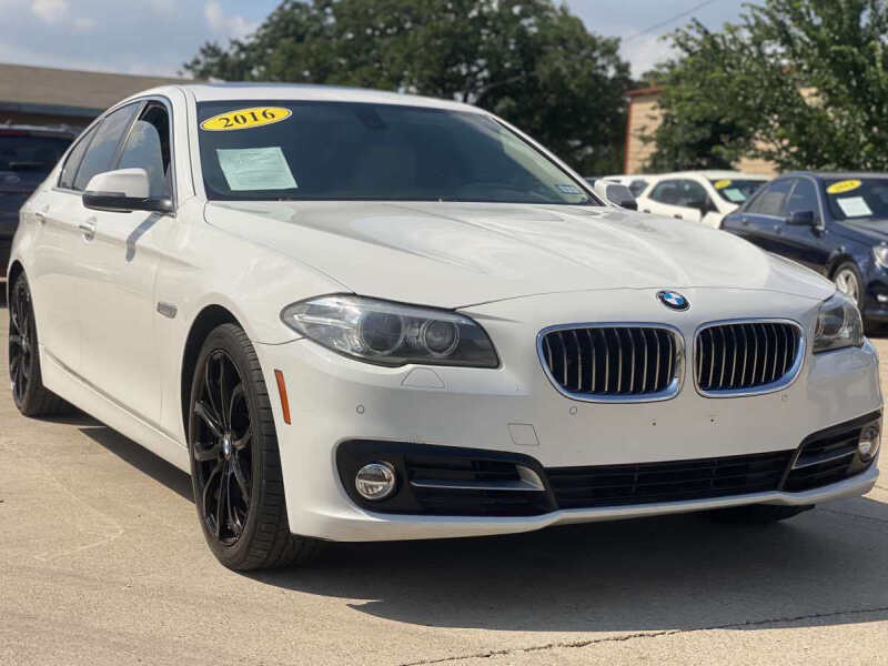 2016 BMW 5 Series 528i