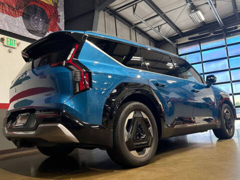 2024 Kia EV9 Land