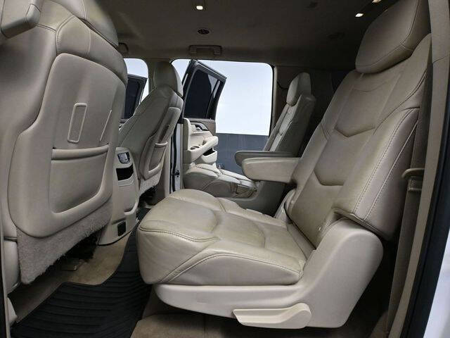 2017 Cadillac Escalade ESV Standard