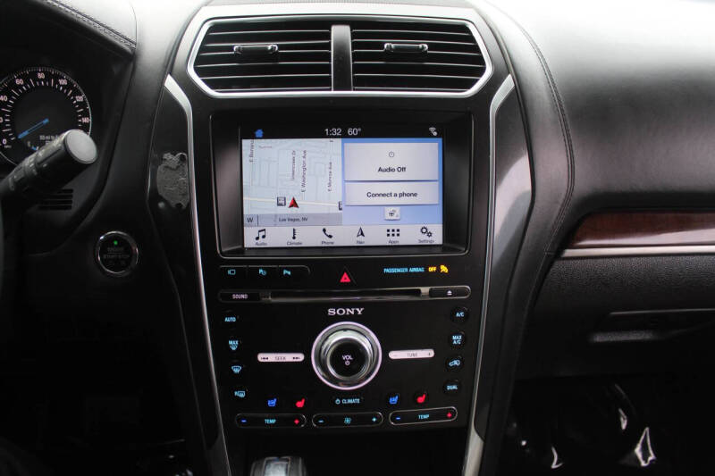 2017 Ford Explorer Platinum