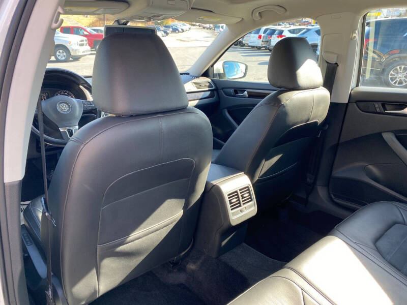 2014 Volkswagen Passat 2.0L TDI SEL Premium