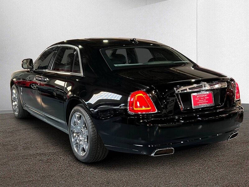 2010 Rolls-Royce Ghost Base photo 3