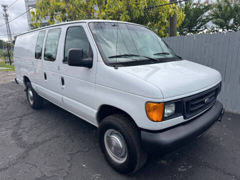 2006 Ford E-Series E-250