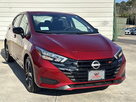 2025 Nissan Versa SR