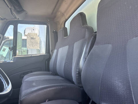 2019 Freightliner M2 112