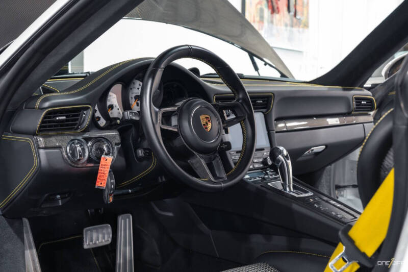 2019 Porsche 911 GT3 RS