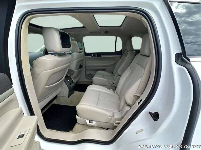 2011 Lincoln MKT EcoBoost