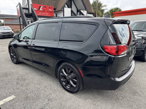 2019 Chrysler Pacifica Touring L Plus