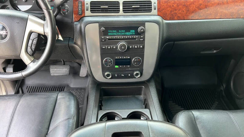 2011 GMC Yukon SLT