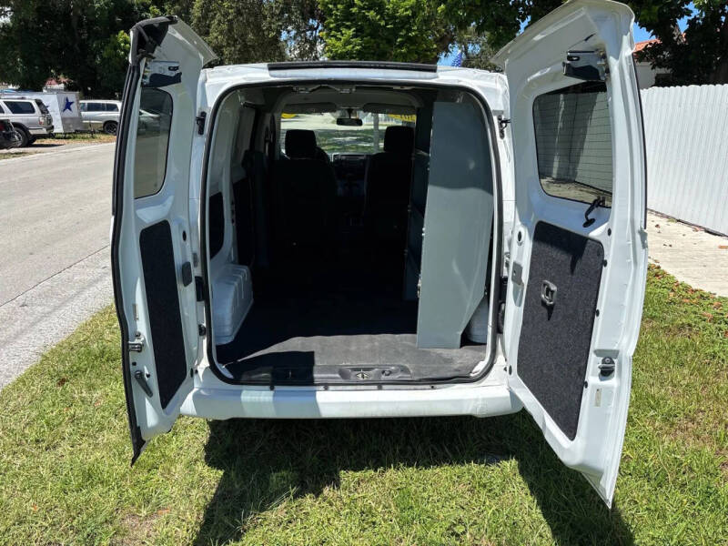 2014 Nissan NV200