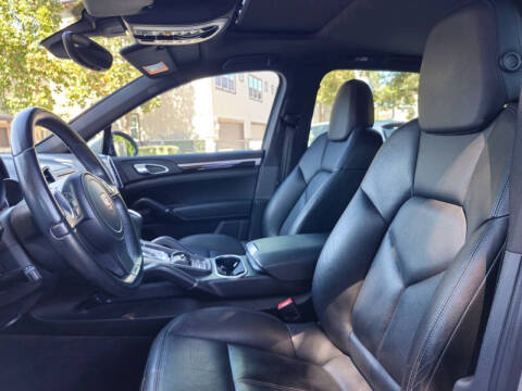2012 Porsche Cayenne Tiptronic