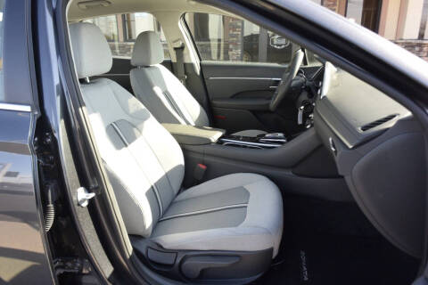 2022 Hyundai Sonata SE