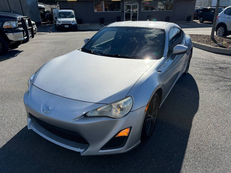 2013 Scion FR-S AT's photo