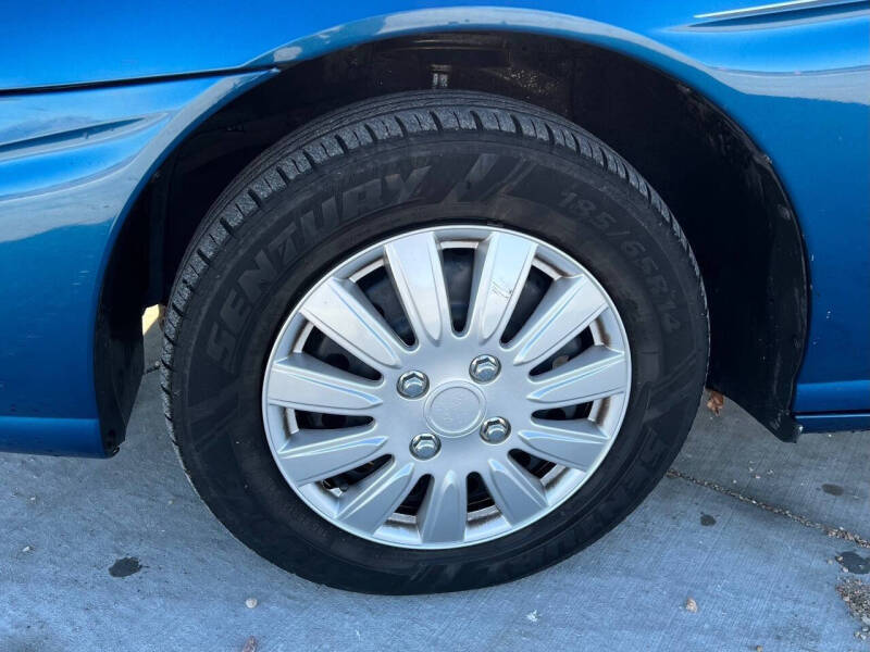 2002 Saturn S-Series SC1