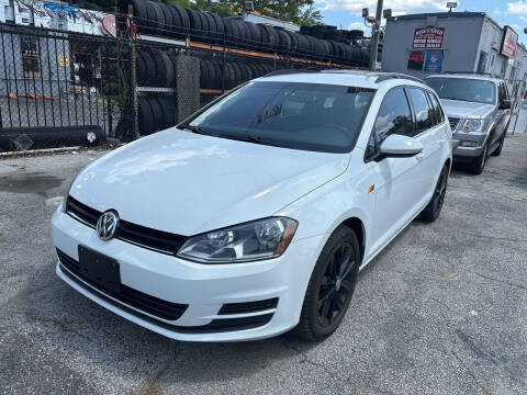 2015 Volkswagen Golf SportWagen for sale at Fulton Used Cars in Hempstead NY